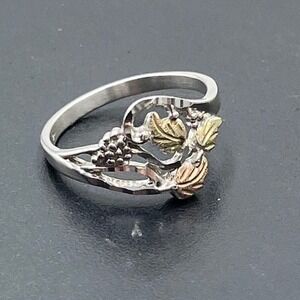 Rushmore Gold Company RC 925 12K
Leaves Grapes Rose Green Gold Sterling Ring 9.5
